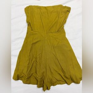 Chic Strapless Mustard Dress